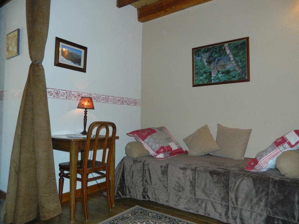 Chambre D'Hotes La Mexicaine Jausiers Exterior foto